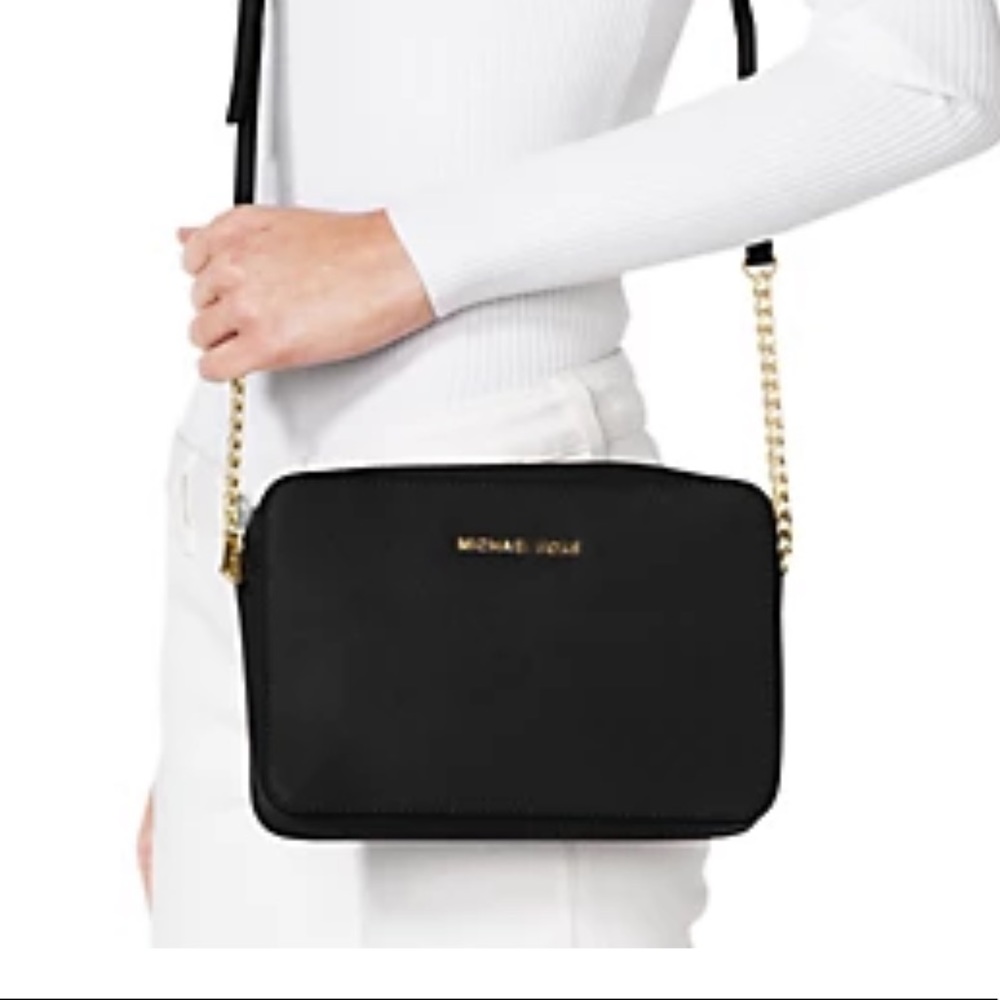 Michael Kors Jet Set Crossbody!